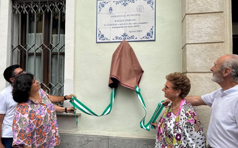 Homenaje a Rafael Pablos, impulsor de la biblioteca municipal