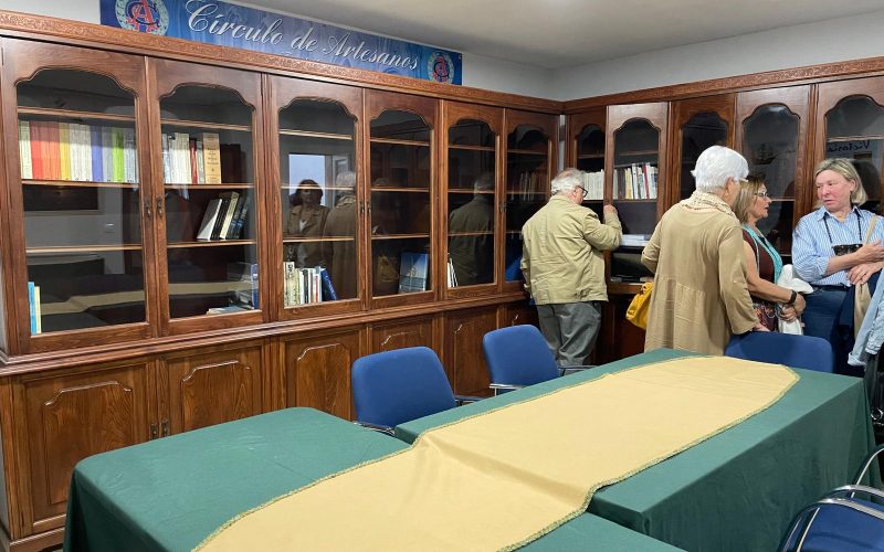 El Círculo dedica una biblioteca a temas sanluqueños